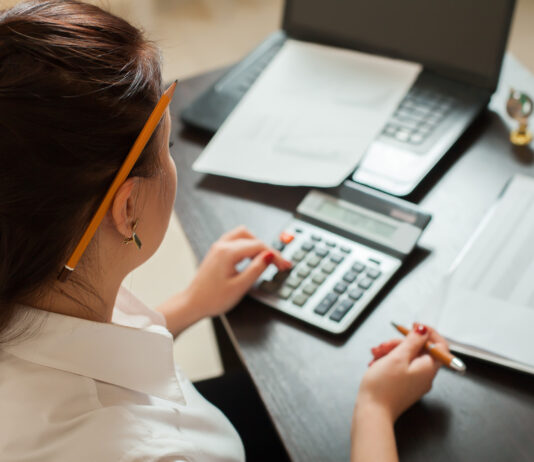 This Is How to Hire an Accountant for Your Business 1f308c1a563608744e0e76cc4d0c6eb0