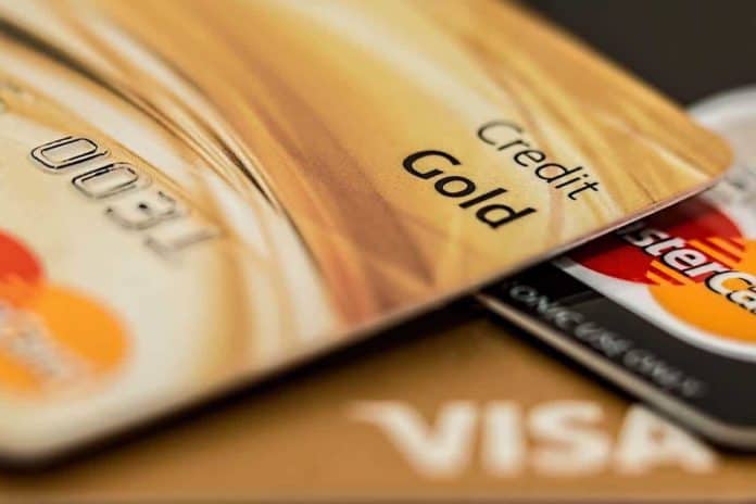 Pros And Cons Of Getting A Credit Card