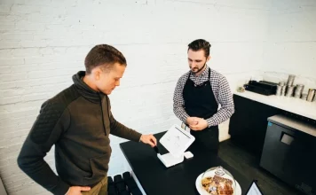 Customer Service Mistakes That Could Be Costing Your Small Business Big Customer Service Mistakes That Could Be Costing Your Small Business Big