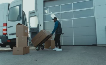 Storage Units vs. Moving Containers: Which One Will Serve You Better? Storage Units vs. Moving Containers