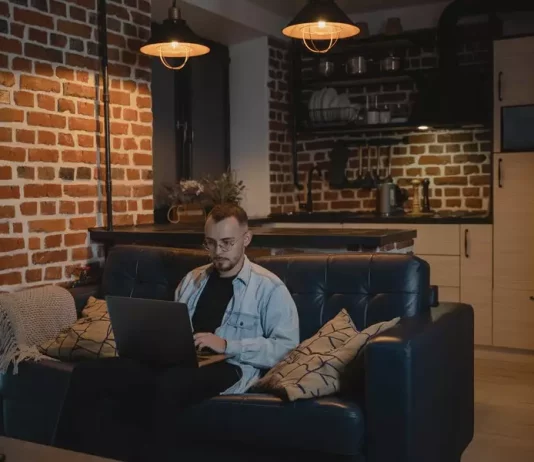 How To Make Money From Home – Creative Person Edition How To Make Money From Home