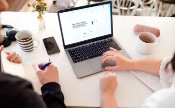 How To Make Money With A Laptop: A Beginners Guide? How To Make Money With A Laptop