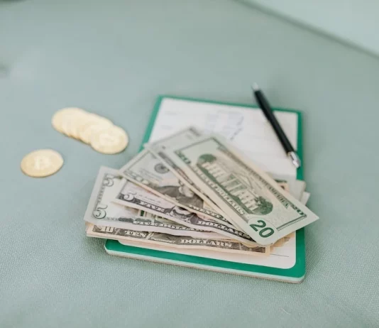 How Much Money Should I Save At Each Age? How Much Money Should I Save At Each Age