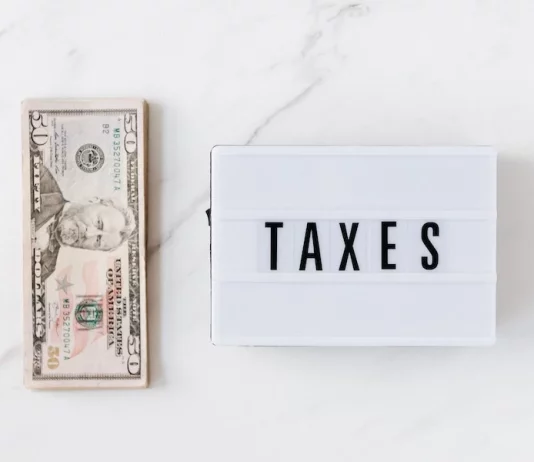 Maximising Value: How To Evaluate Financial Adviser Fees How To Evaluate Financial Adviser Fees