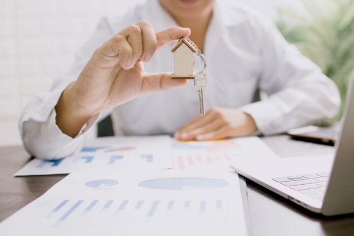 how to get a real estate license
